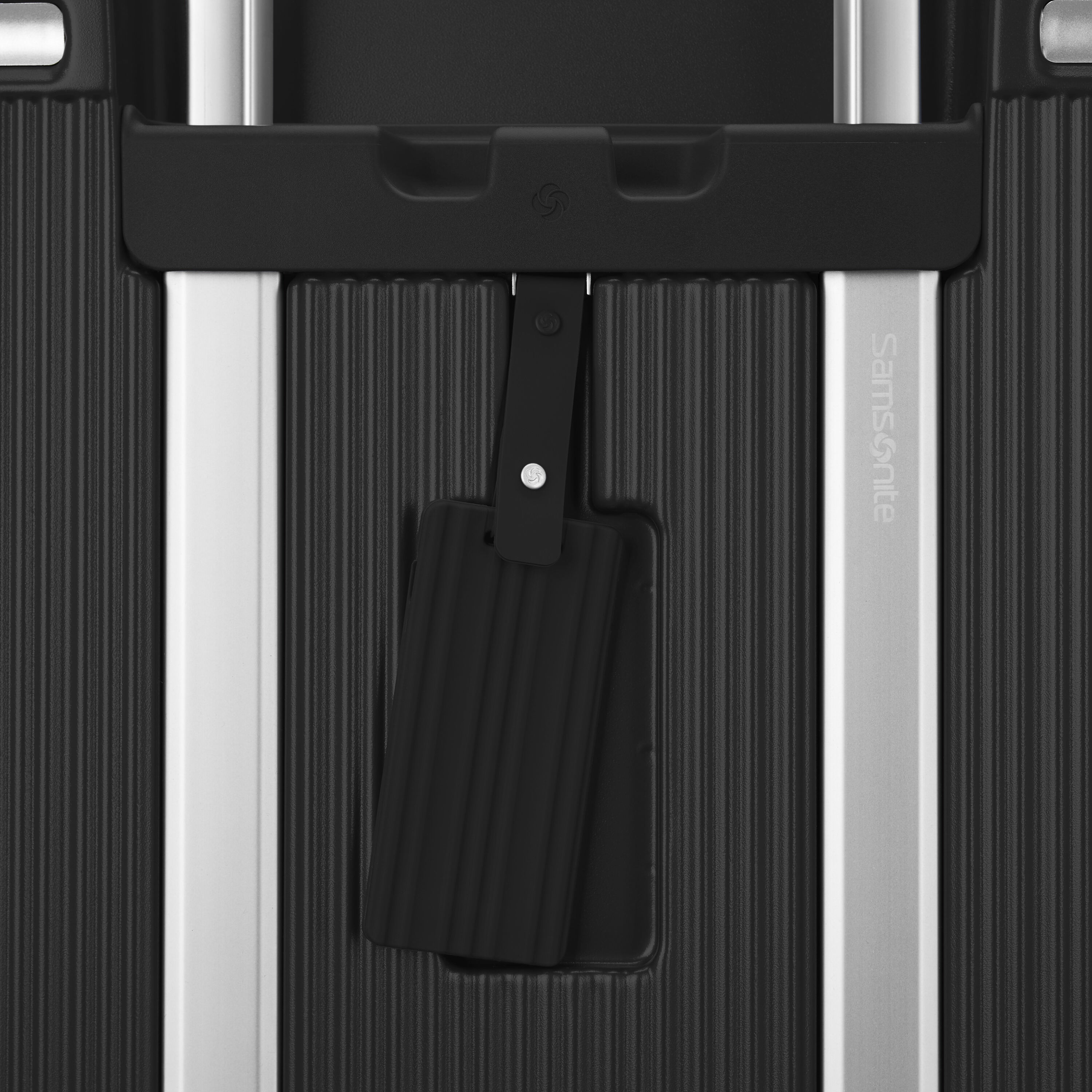 Silhouette 18 Hardside Large Spinner in the color Black. image number 7